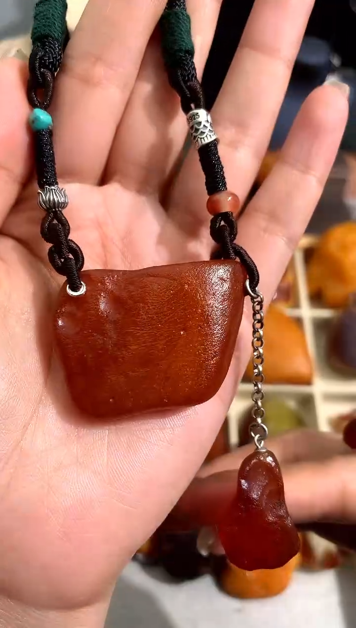 【闪购商品】蜜蜡裸石未镶嵌似玉