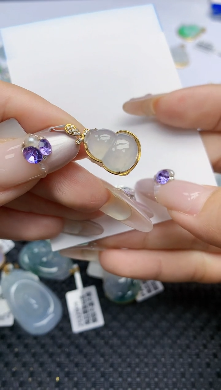 翡翠挂件18K金镶嵌349   天然翡翠A货