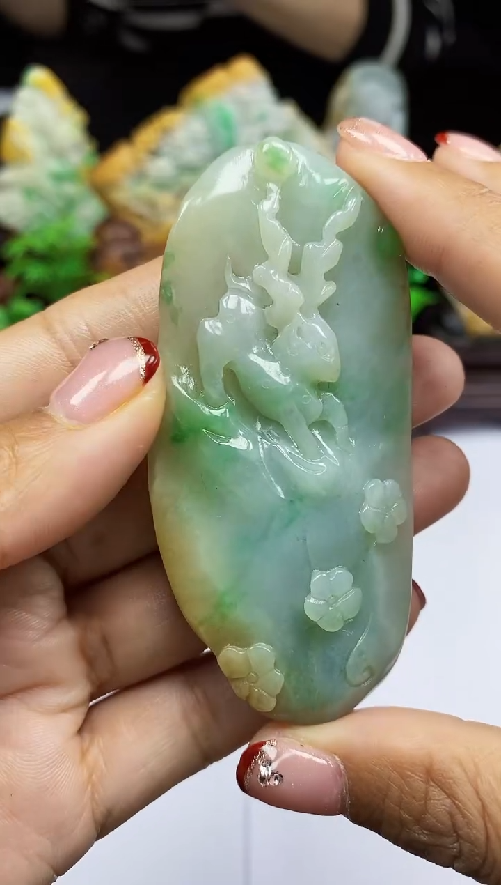 【闪购商品】翡翠颈饰未镶嵌翡翠A货