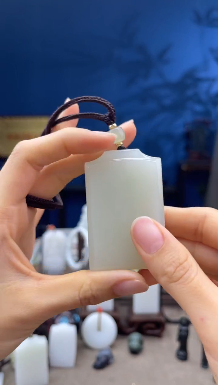 【闪购商品】和田玉颈饰未镶嵌1