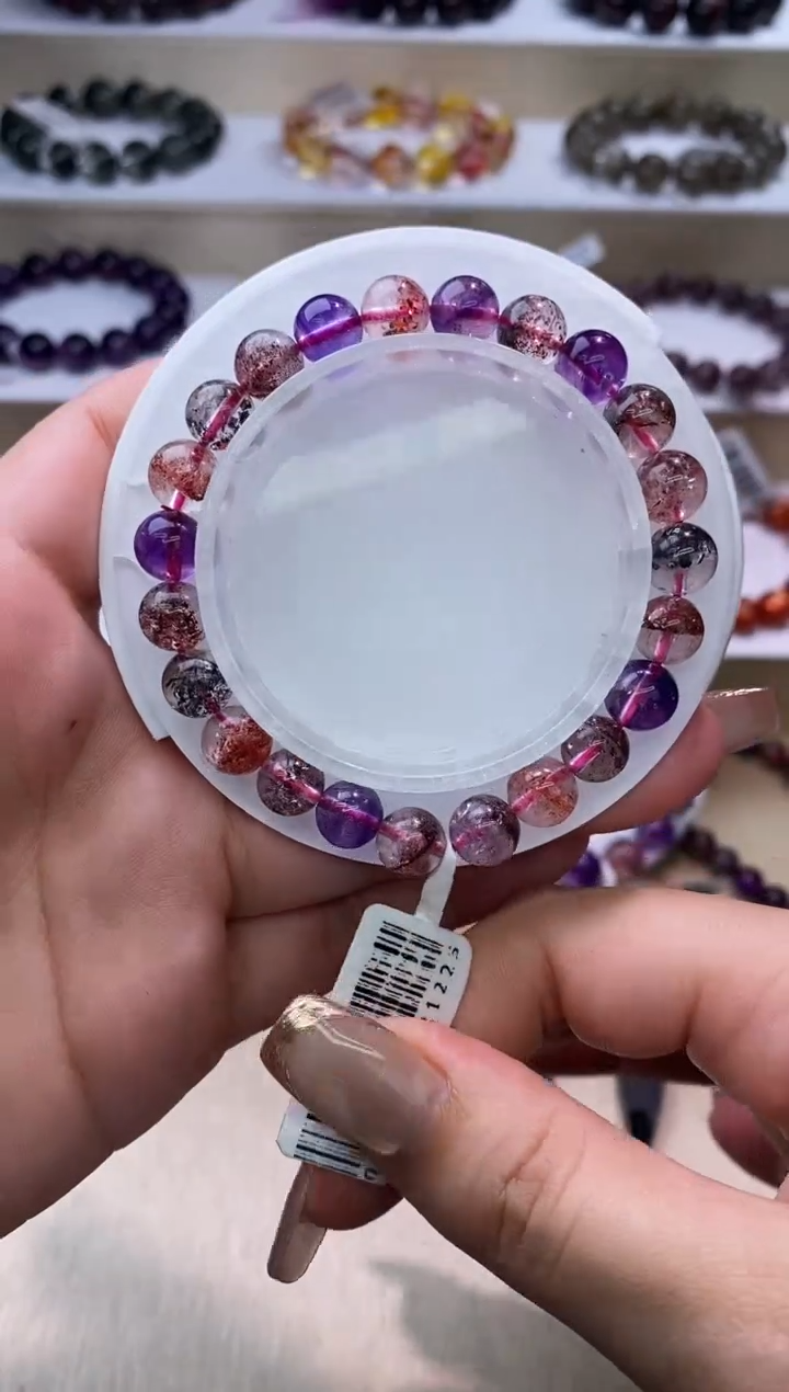 【闪购商品】水晶手链未镶嵌黑加仑超七8m+