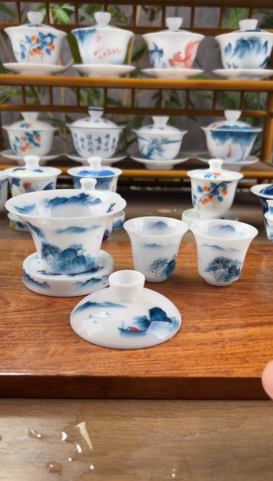 【闪购商品】高冰千里江山马蹄盖碗+马蹄杯+羊脂玉杯垫