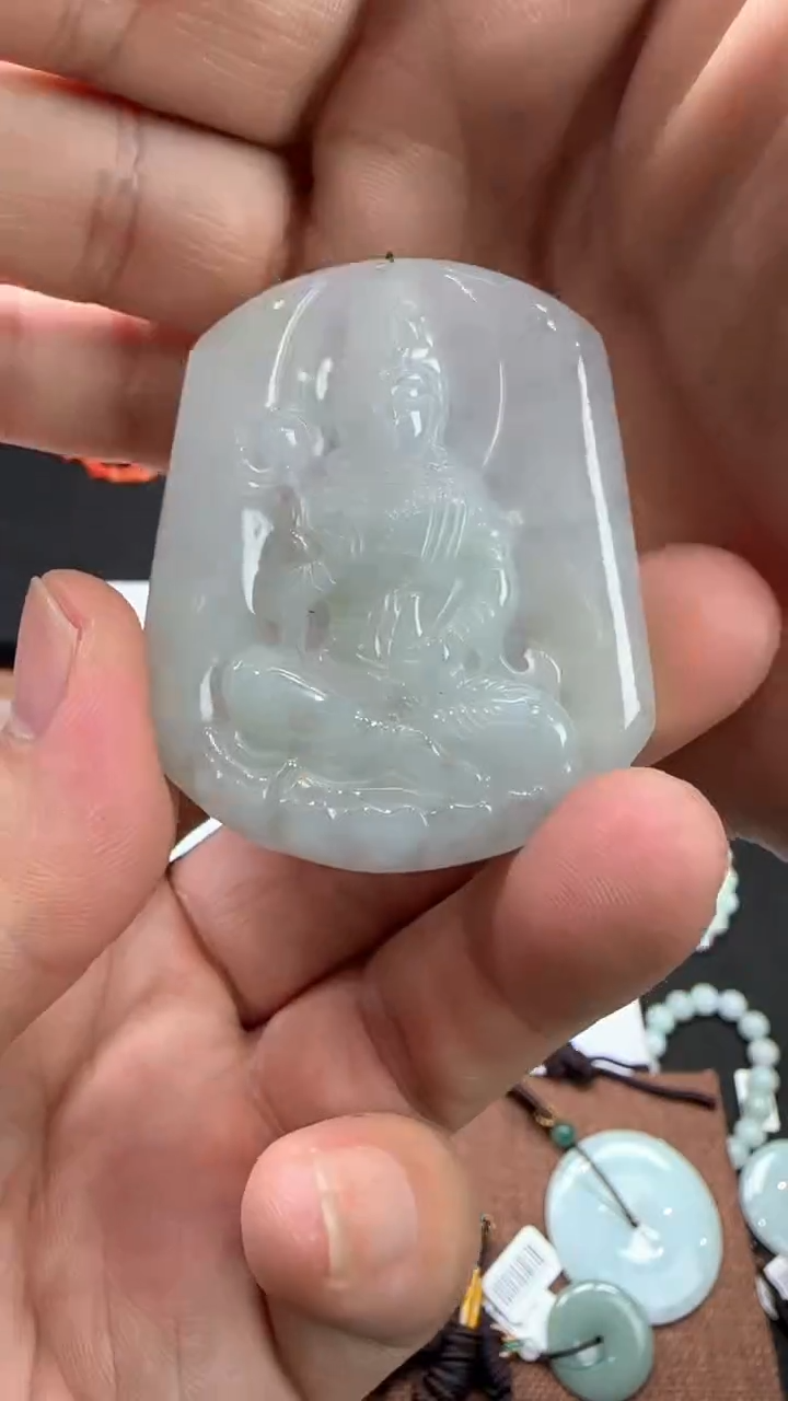 吊坠(不含链)未镶嵌翡翠天然缅甸A货翡翠（大势至菩萨）