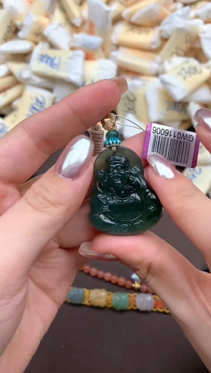 【闪购商品】翡翠挂件未镶嵌一