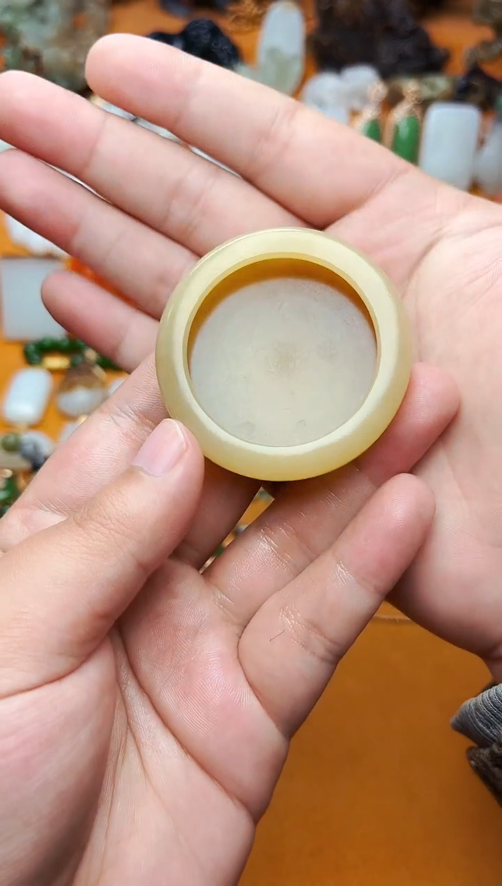 【闪购商品】和田玉摆件未镶嵌笔洗