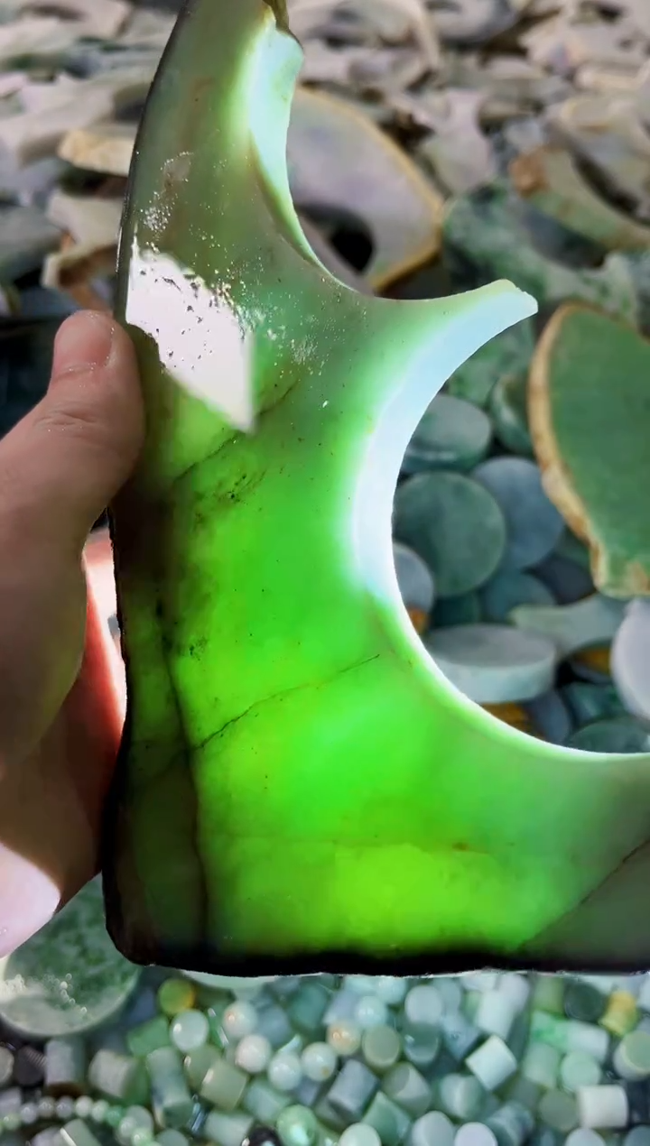 翡翠未镶嵌颈饰A货吴平520