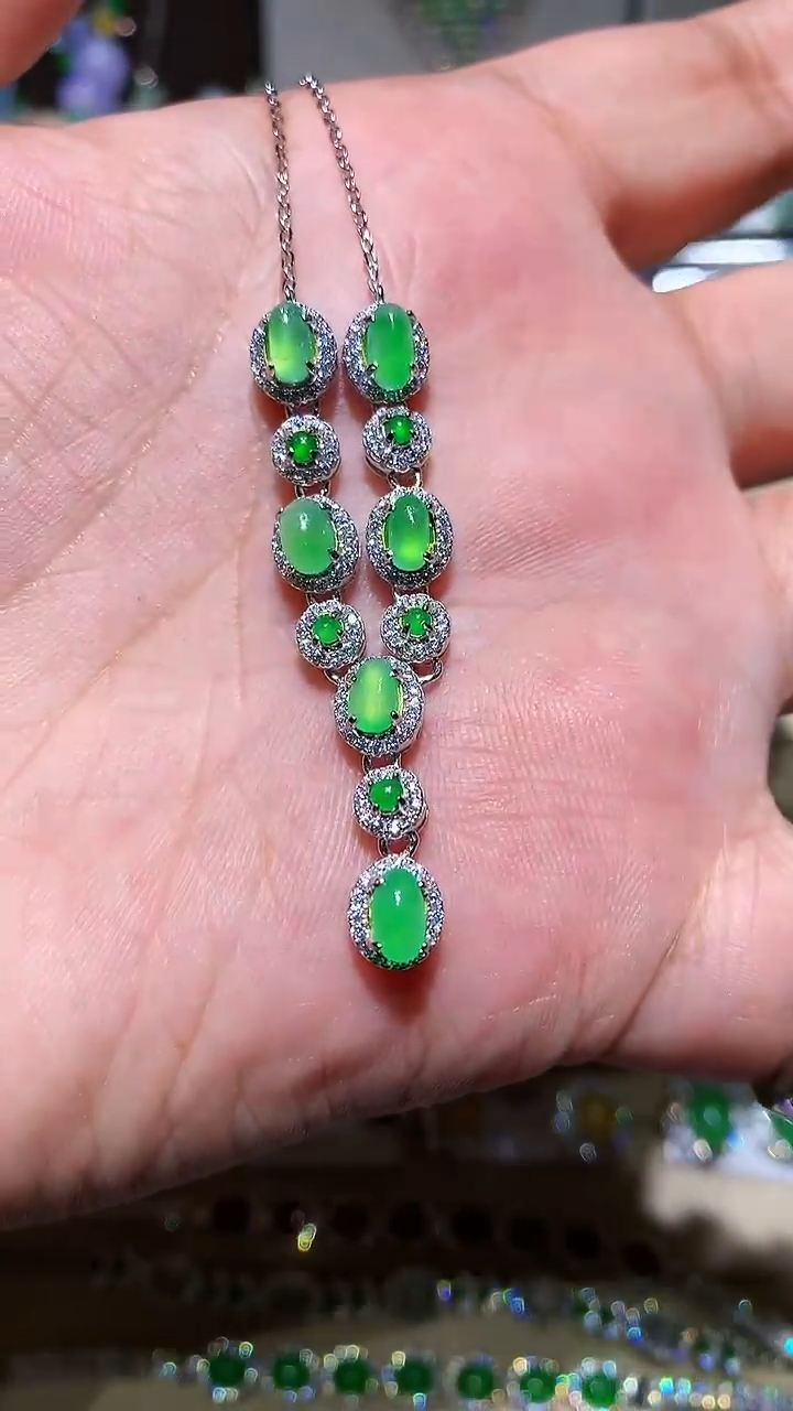 【闪购商品】翡翠耳饰银S925镶嵌项链