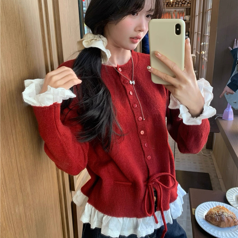 韩系红色花边拼接毛衣女装秋冬设计感收腰针织开衫小个子短款上衣