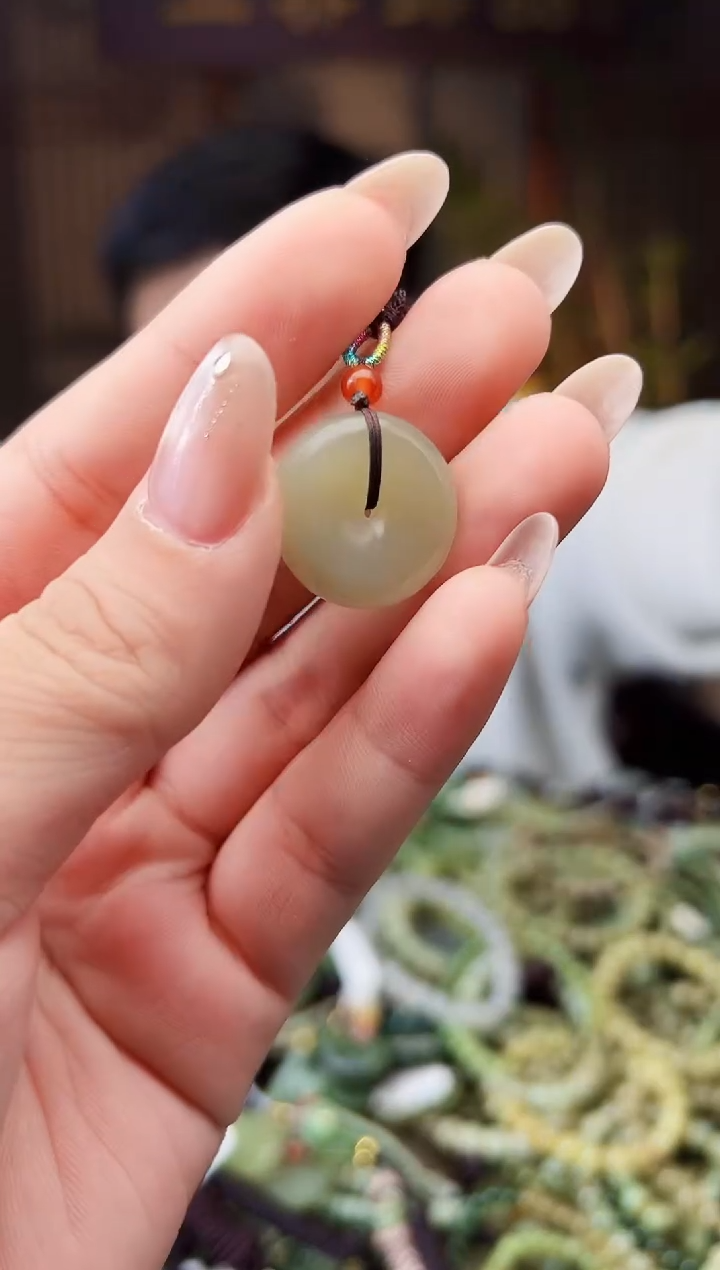 颈饰未镶嵌和田玉多样性发货拍一发一