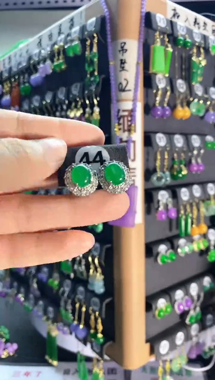 翡翠银S925镶嵌耳饰44....