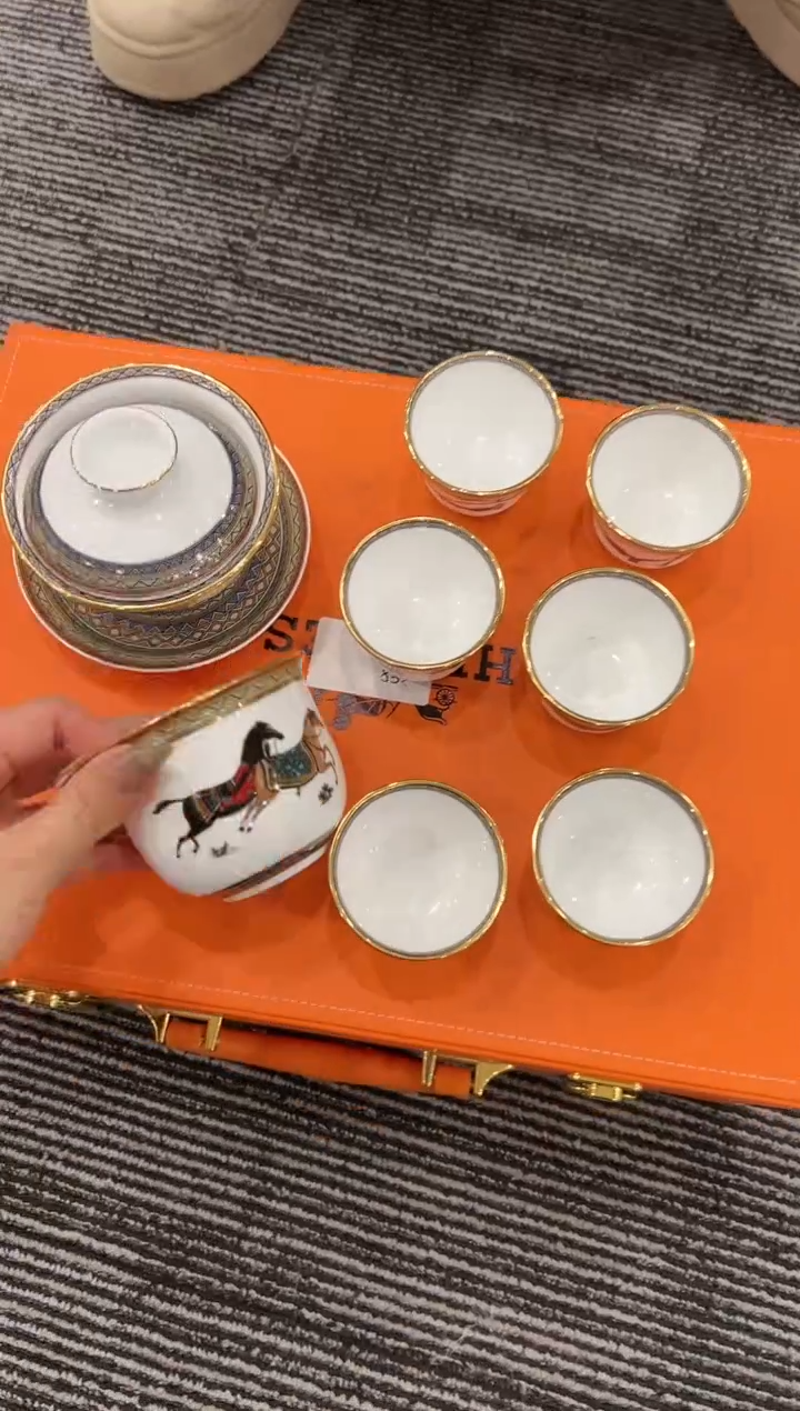 【闪购商品】杯H784--------------