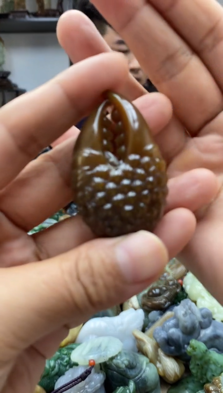 和田玉未镶嵌把件1