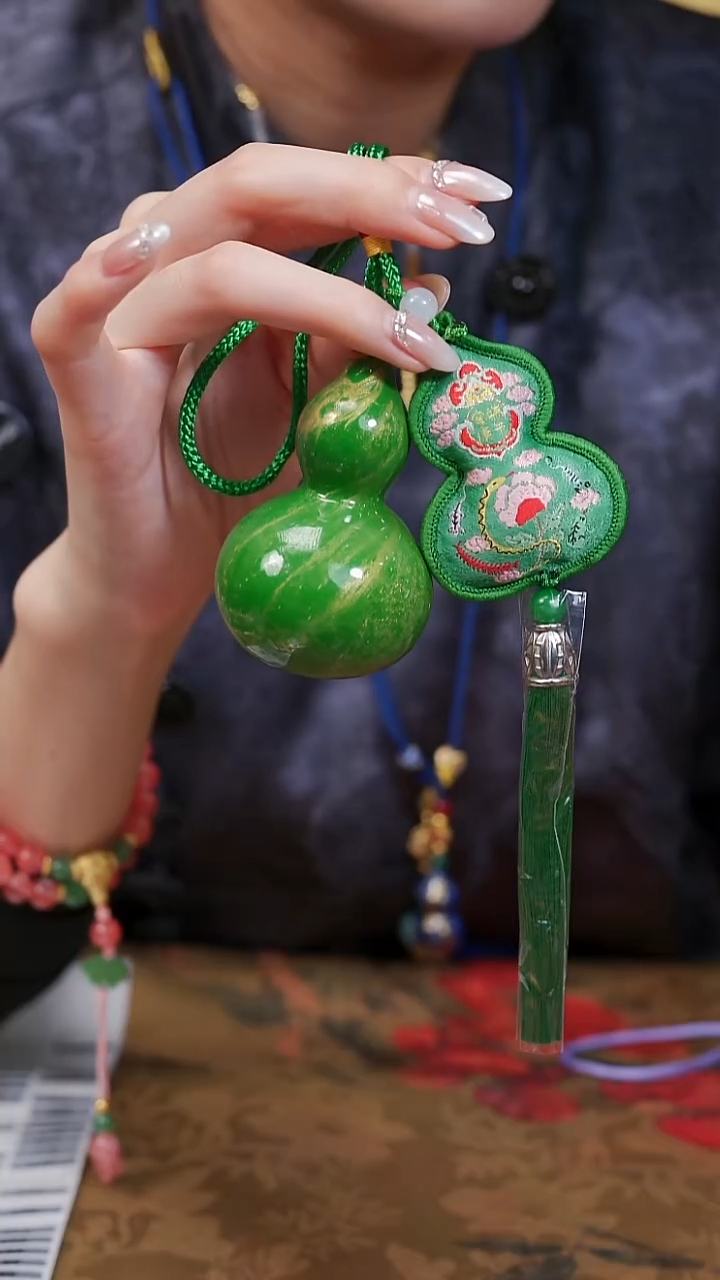 351漆艺工艺小葫芦29.9