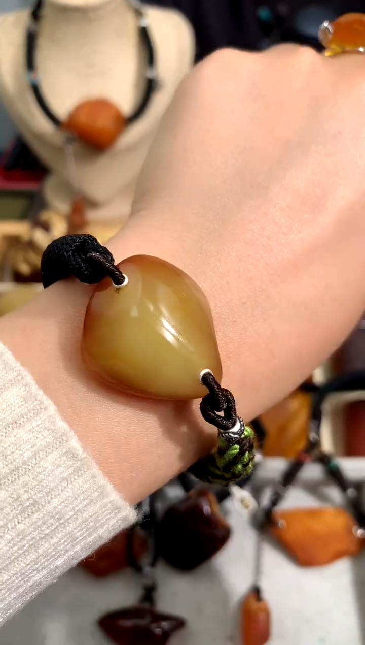 【闪购商品】蜜蜡裸石未镶嵌似玉