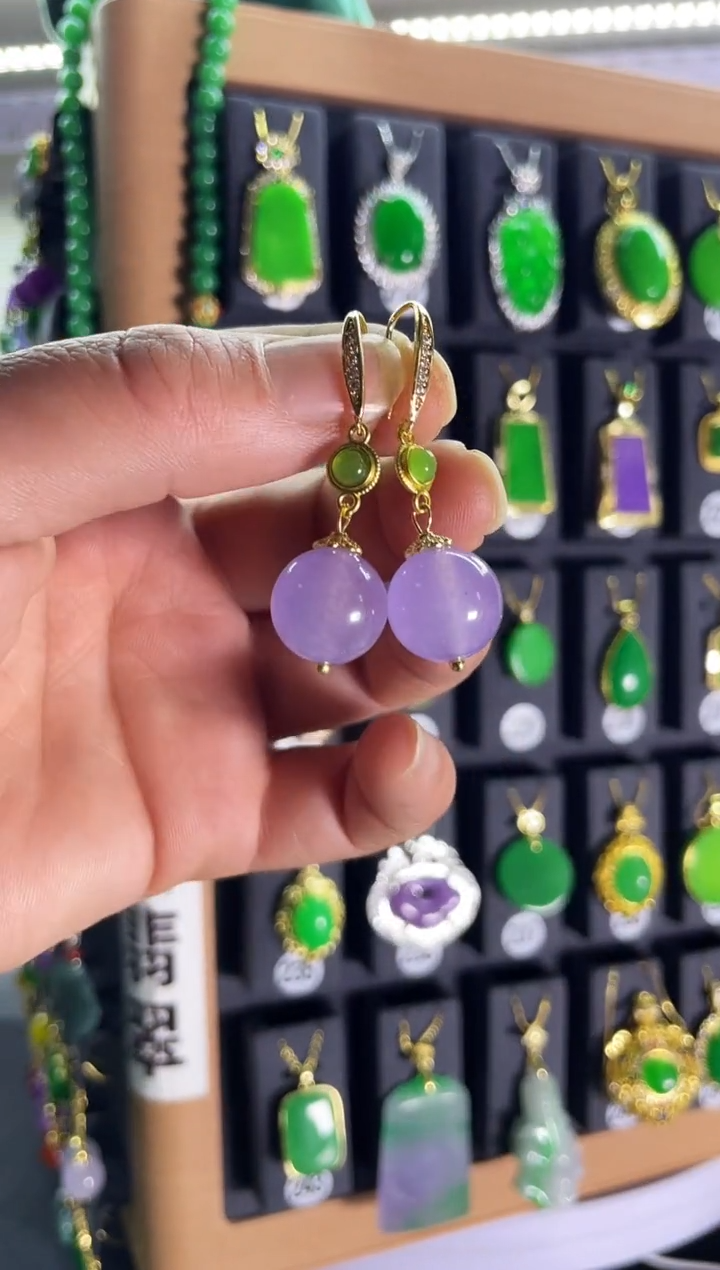 【闪购商品】翡翠耳饰银S925镶嵌513...