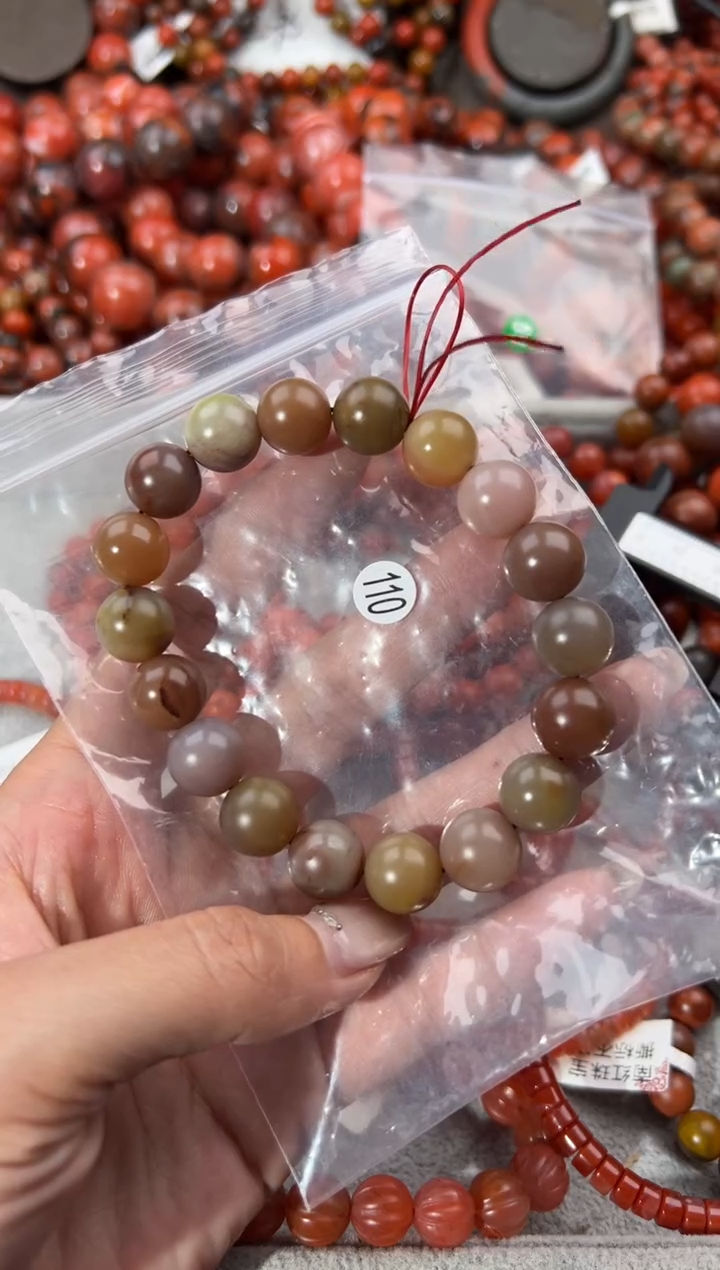 未镶嵌手串南红玛瑙1