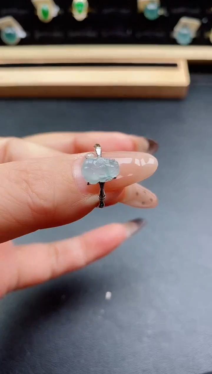 银S925镶嵌戒指翡翠1