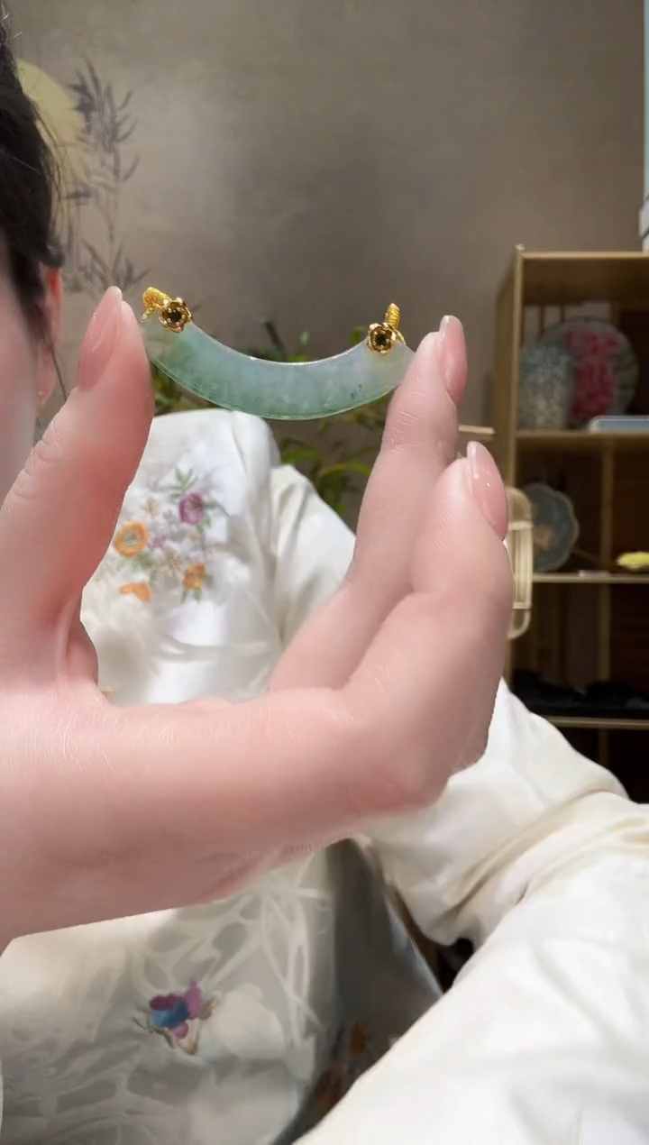 【闪购商品】翡翠颈饰未镶嵌吊坠