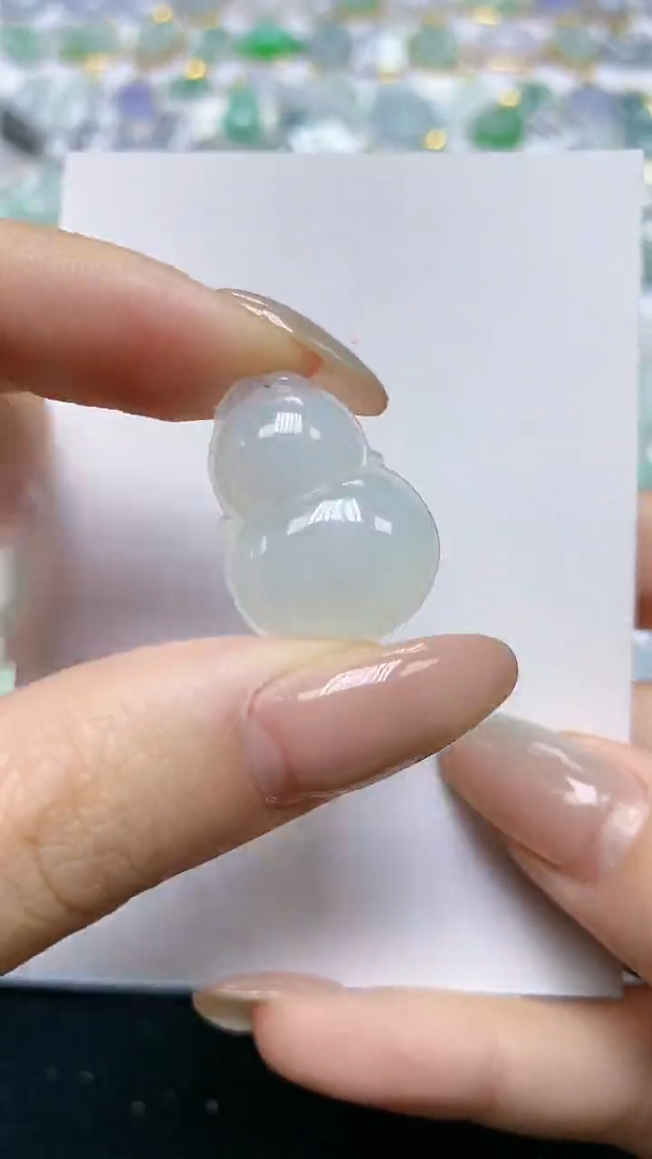 翡翠未镶嵌颈饰天然缅甸A货翡翠