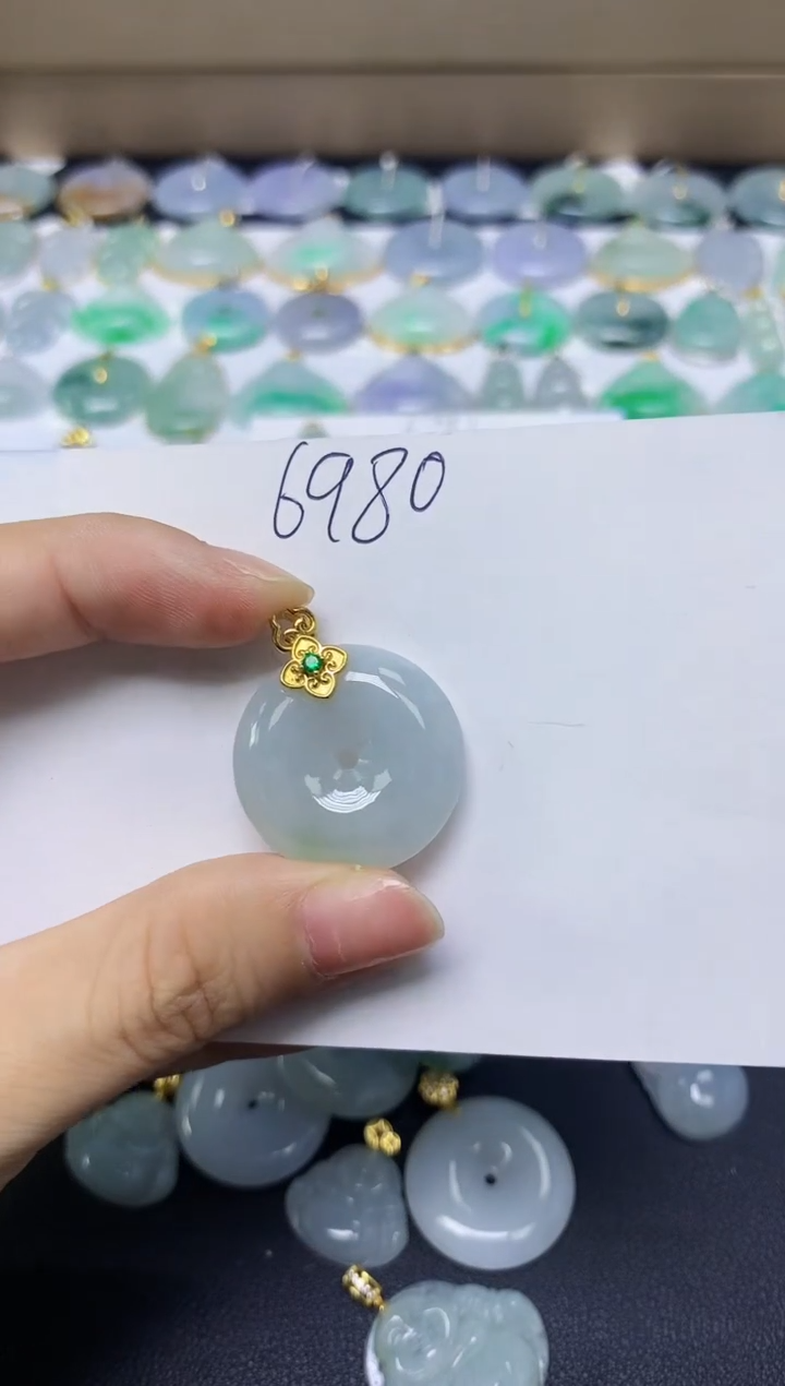 翡翠未镶嵌颈饰天然自然緬甸A貨翡翠