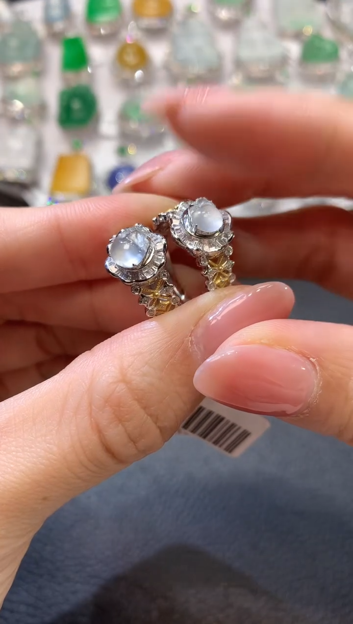 【闪购商品】翡翠戒指18K金镶嵌D4 多样性发货一件