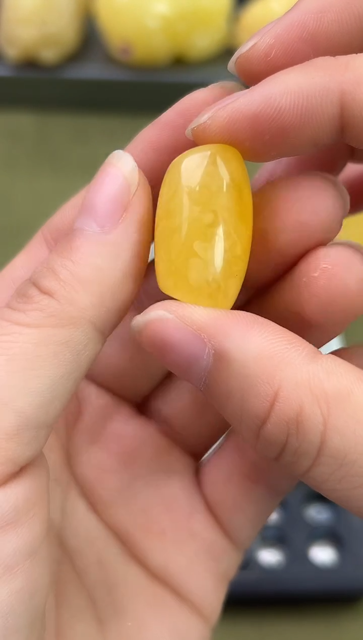 裸石琥珀未镶嵌琥珀蜜蜡吊坠