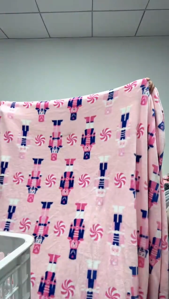 法兰绒3X1.5左右以主播所说为准