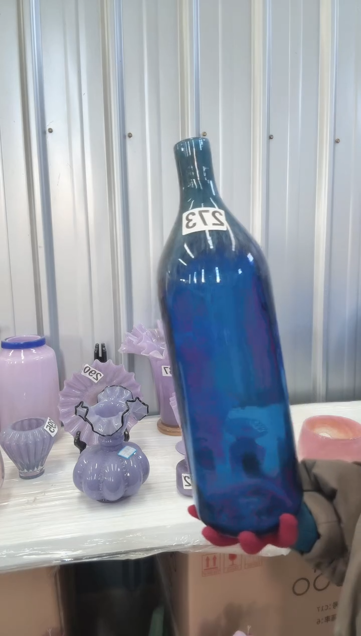 169直播玻璃花瓶