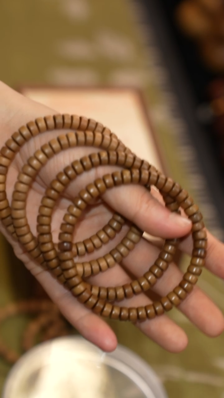 檀香木手串/手链4x7药片珠老山檀