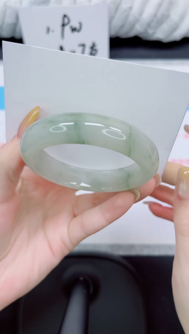 石英质玉手镯未镶嵌132