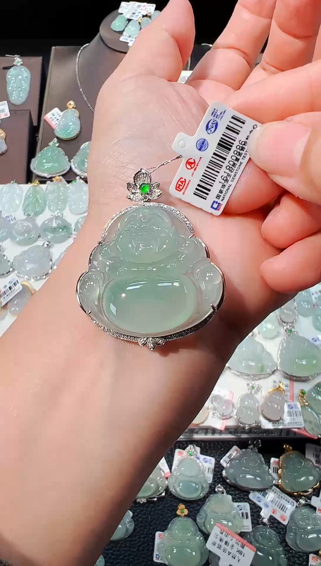 【闪购商品】翡翠吊坠(不含链)18K金镶嵌佛公吊坠886