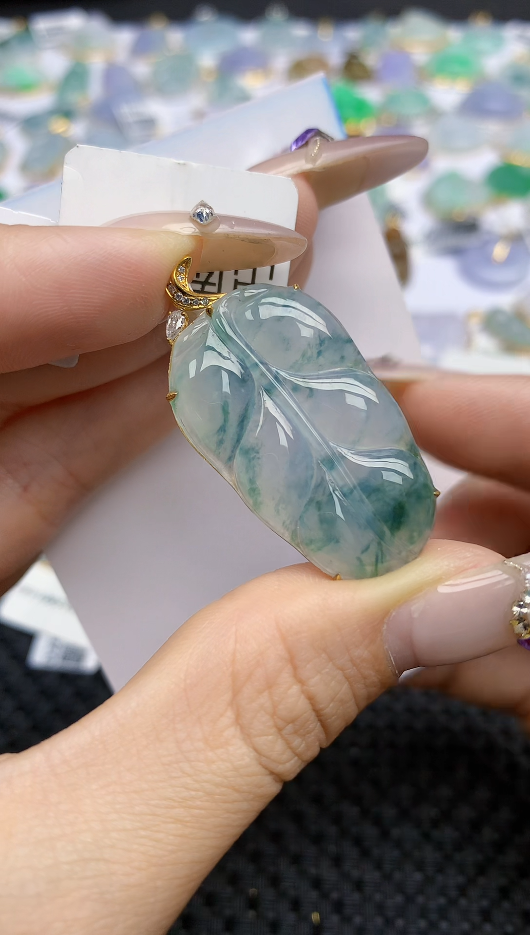 翡翠挂件18K金镶嵌147    天然翡翠A货