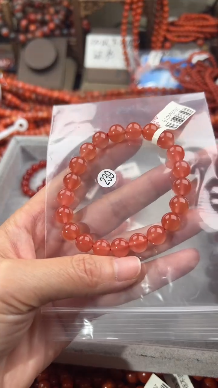 南红玛瑙手串未镶嵌1