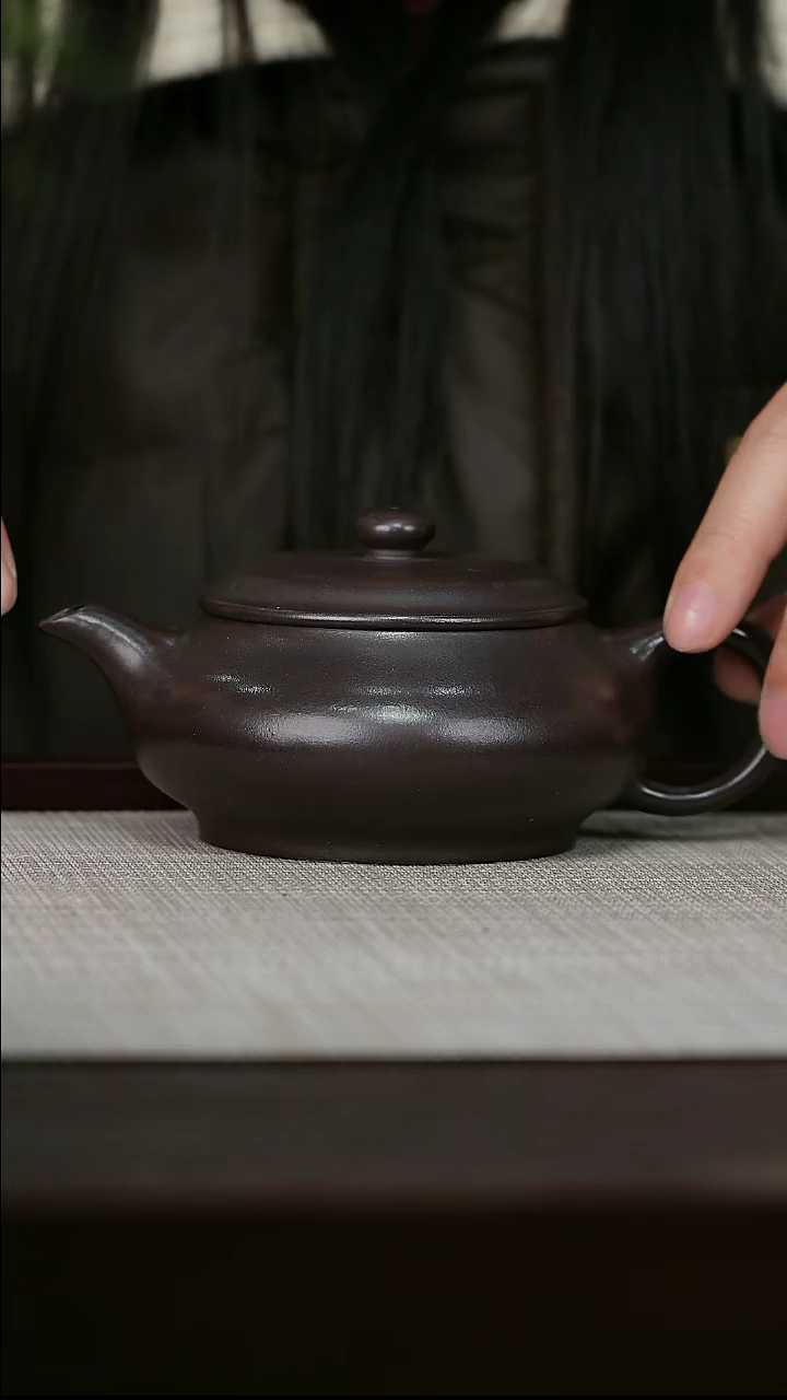 【闪购商品】宜兴原矿紫砂壶茶壶180C