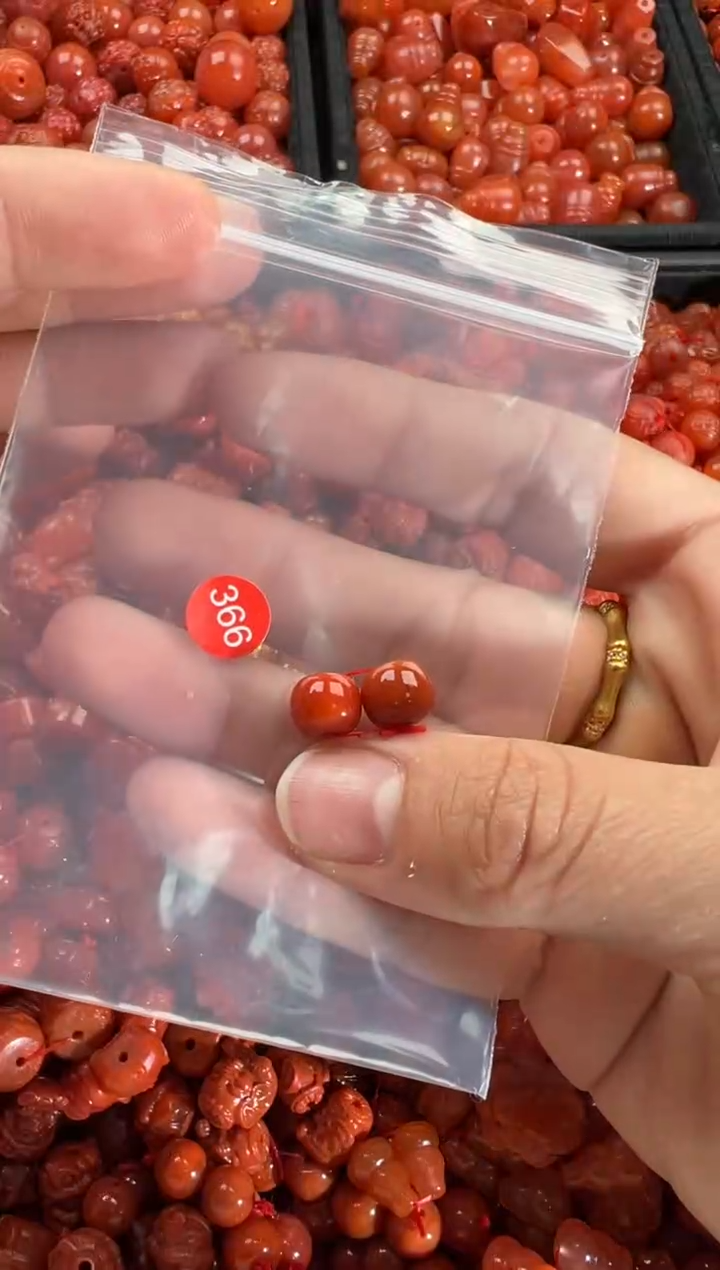 【闪购商品】南红玛瑙颈饰未镶嵌1