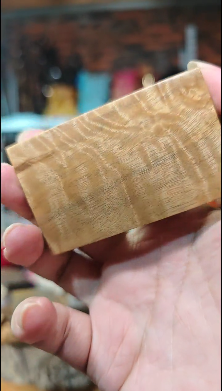 金丝楠无事牌手把件