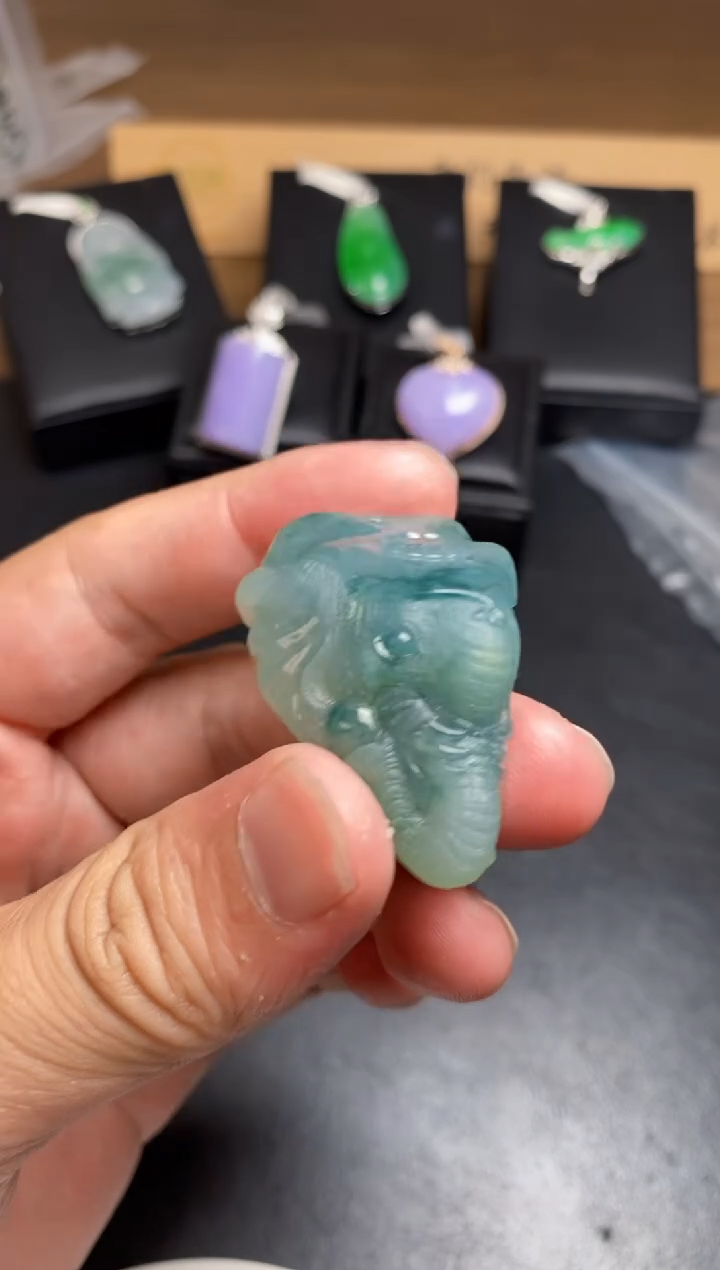 【闪购商品】翡翠颈饰未镶嵌翡翠