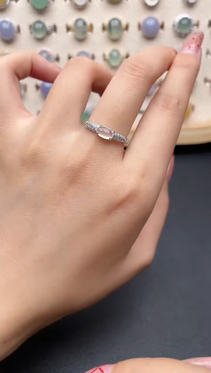 【闪购商品】翡翠戒指银S925镶嵌一物一证一礼盒