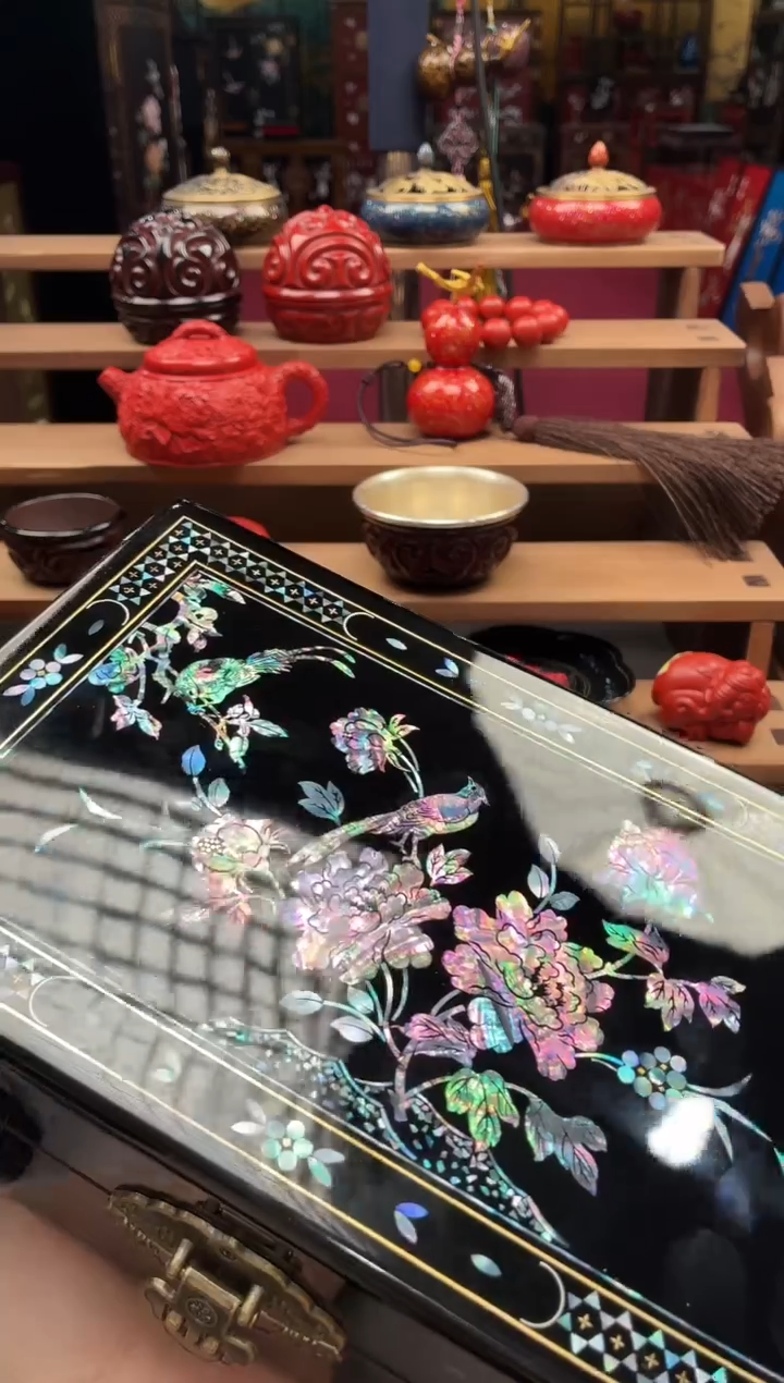 扬州漆器 点螺23首饰盒