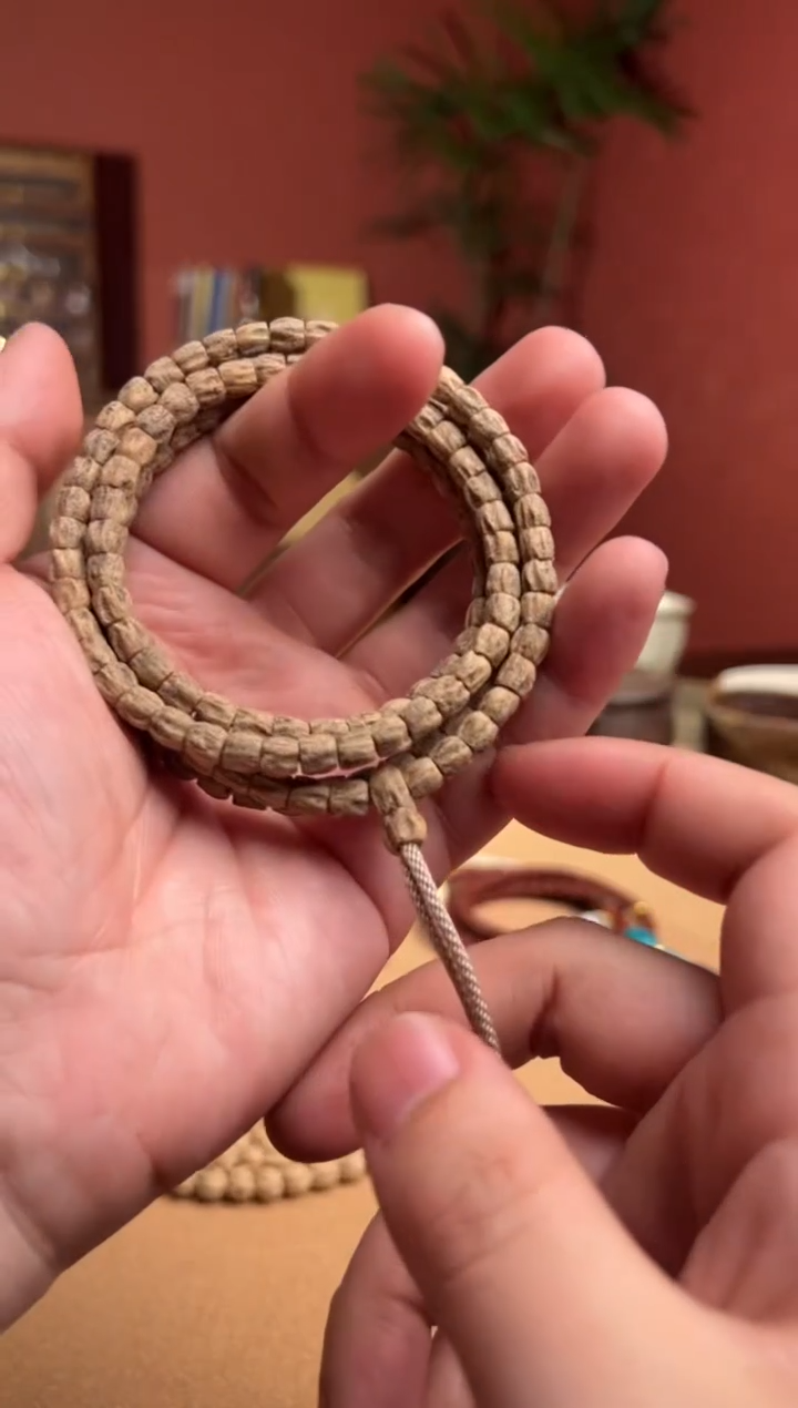 【闪购商品】柏香籽/百香籽手串020829