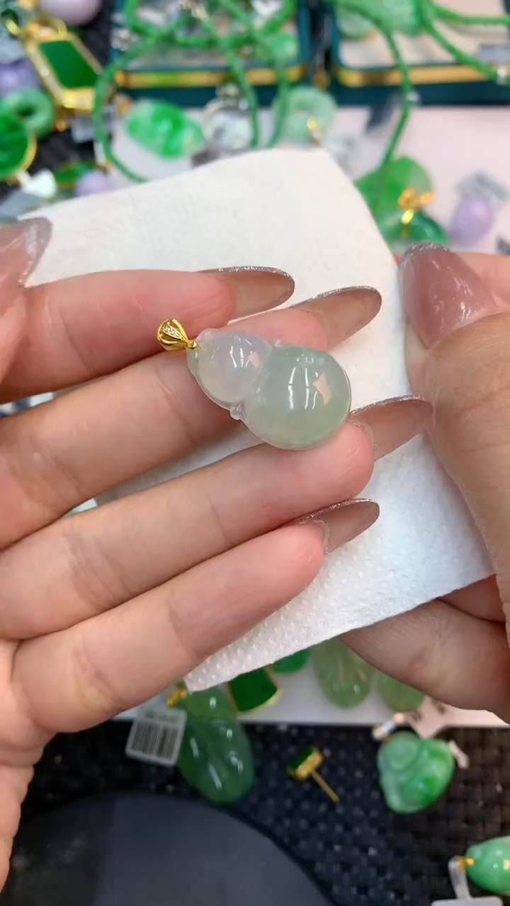 颈饰未镶嵌翡翠1