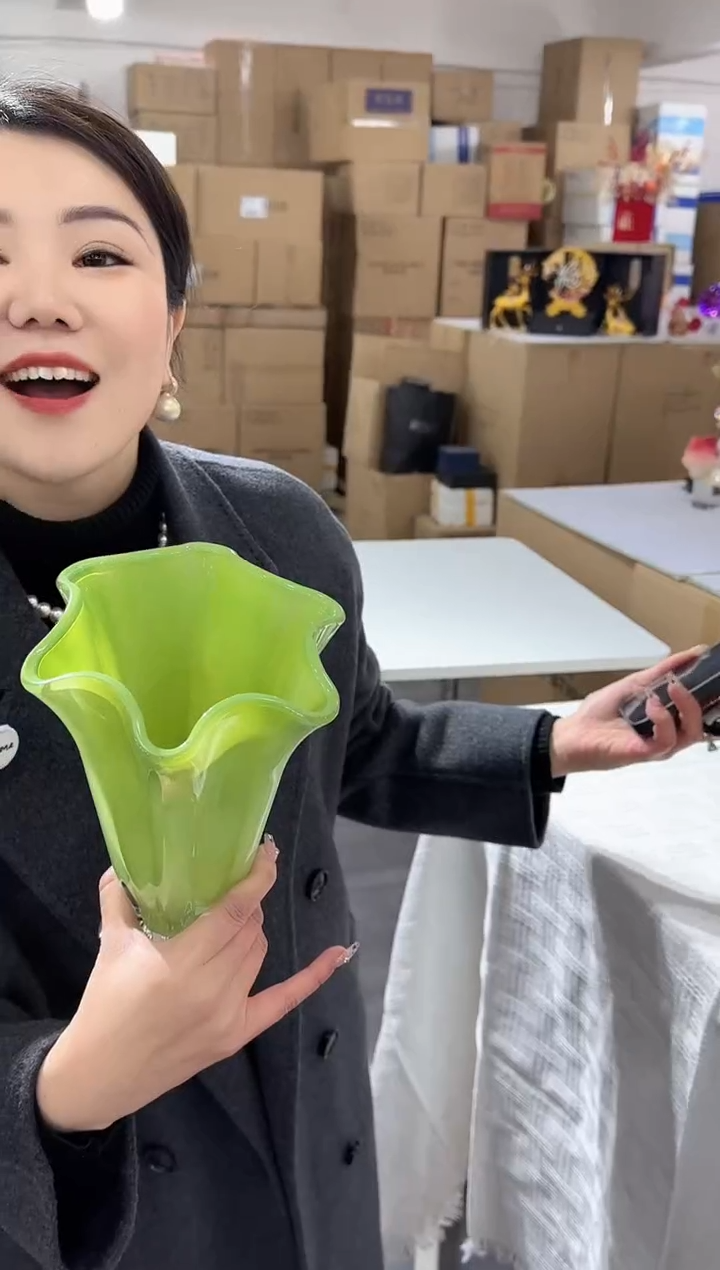 【闪购商品】琉璃椿新花器M-15晚