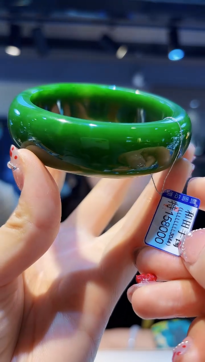 【闪购商品】和田玉手镯未镶嵌63.5手镯