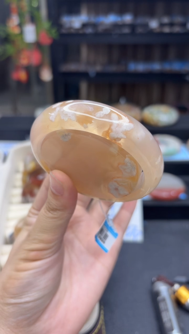 【闪购商品】石英质玉手镯未镶嵌735（56圈赠送镯心）