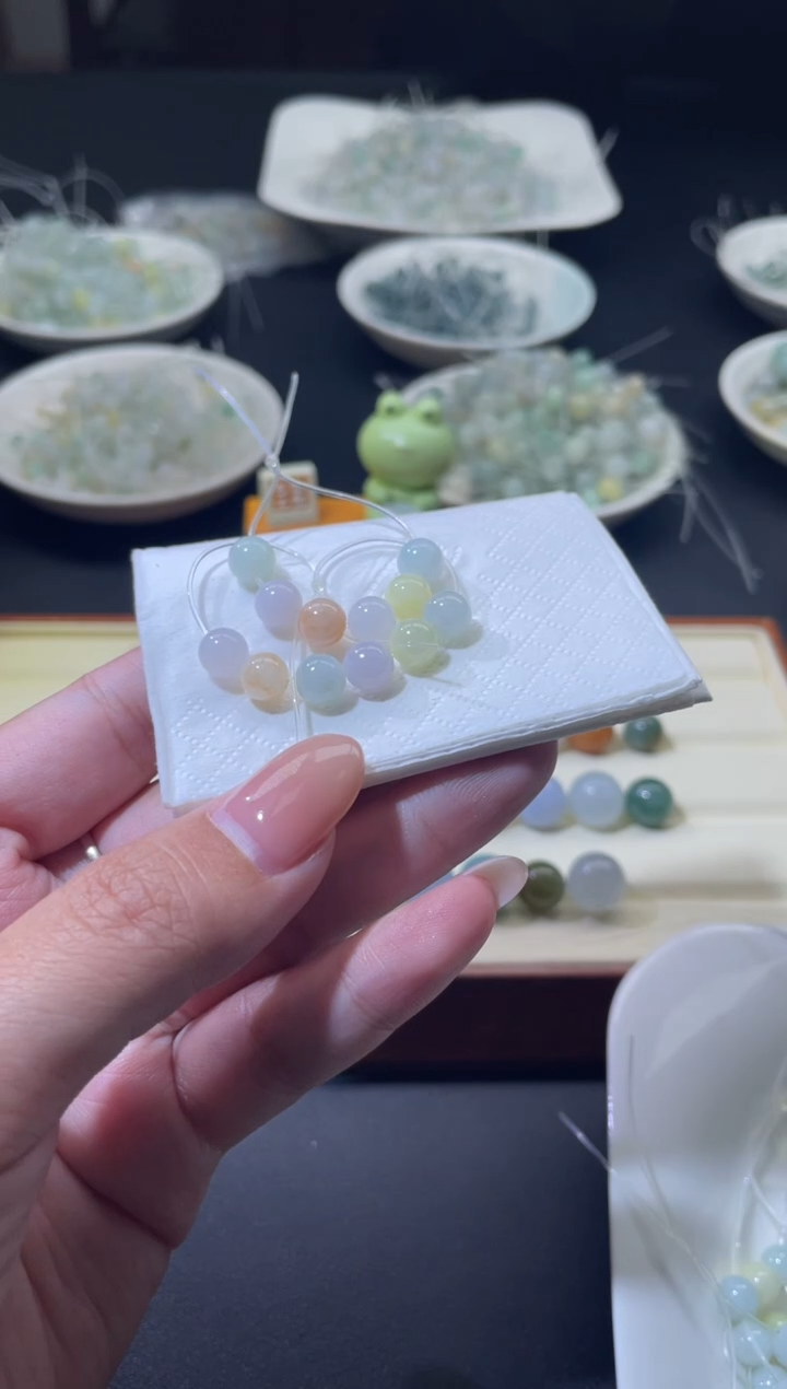 颈饰未镶嵌翡翠浪*仙翡翠净货