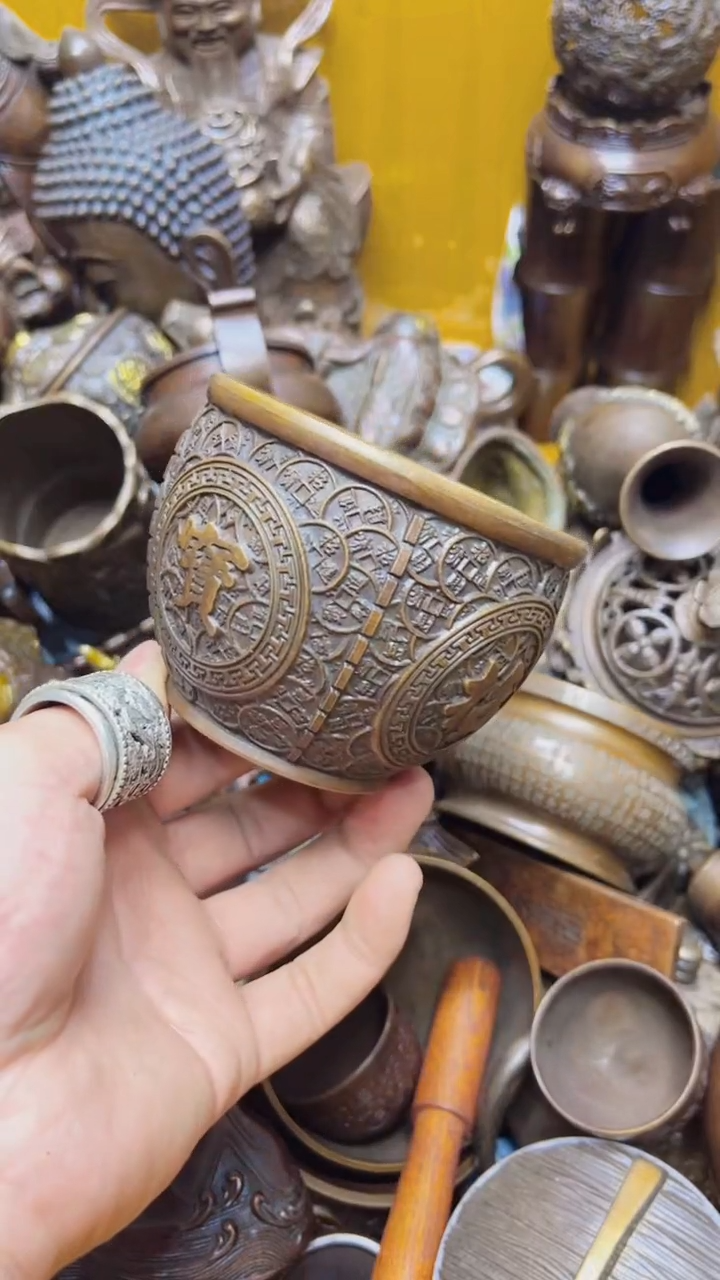 精美铜器  点击下单