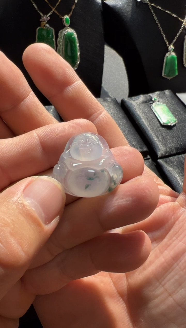 颈饰未镶嵌翡翠翡翠小佛公。