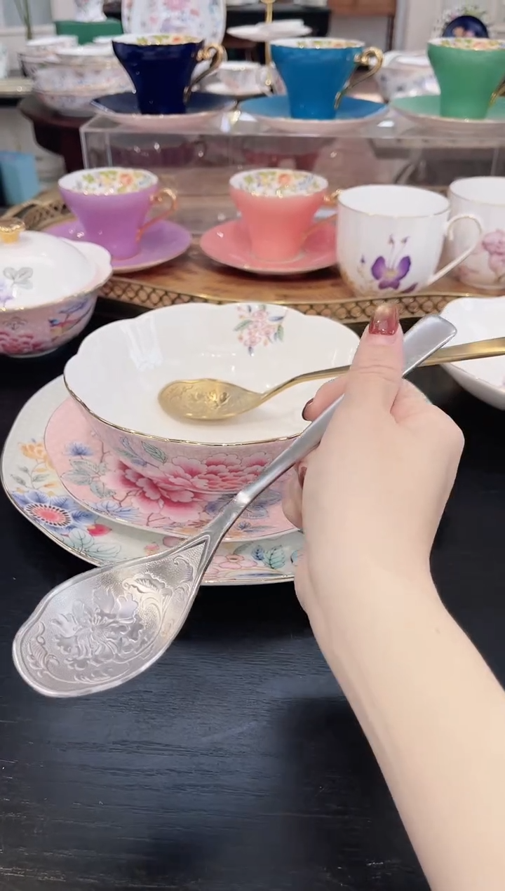 18-10不锈钢牡丹勺        银       