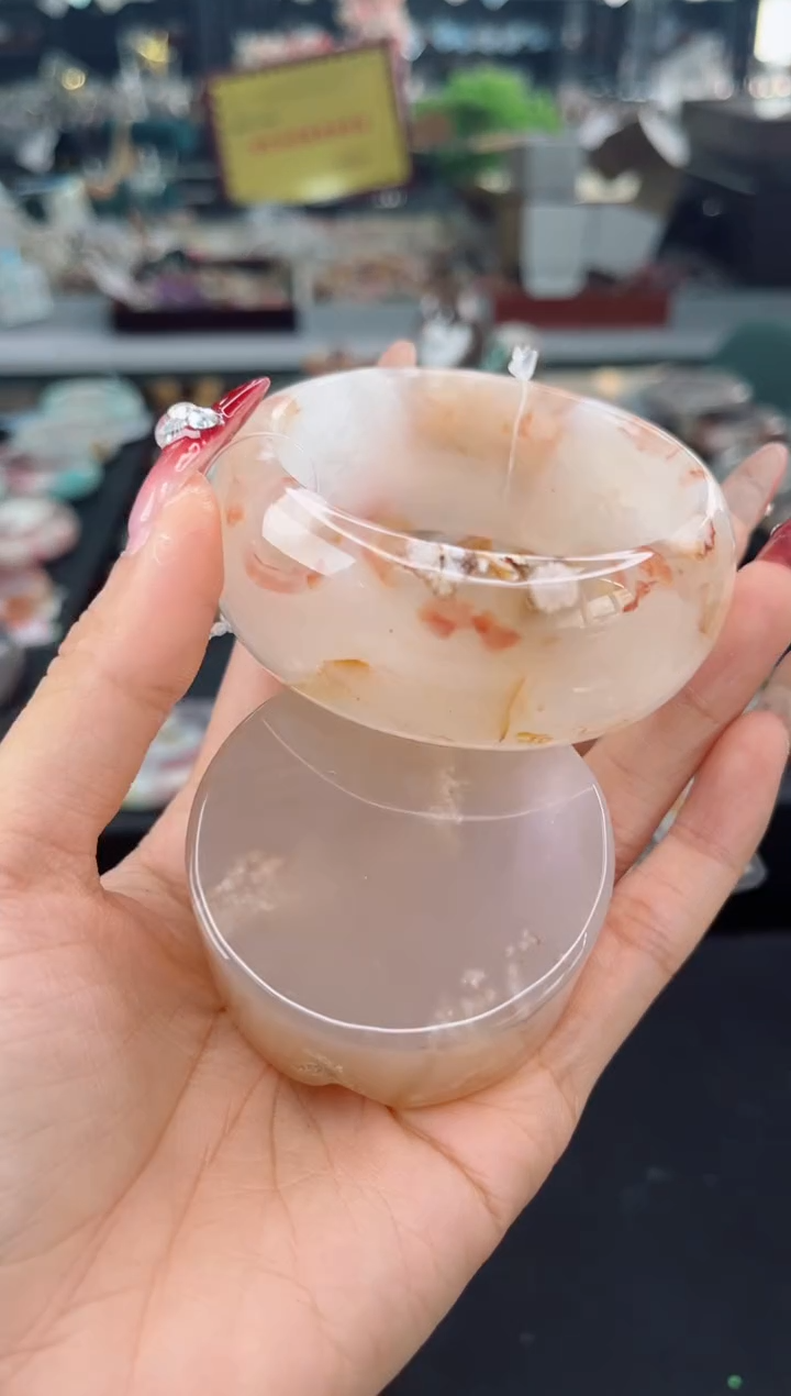 【闪购商品】石英质玉手镯未镶嵌56圈口（赠品镯心）6321521