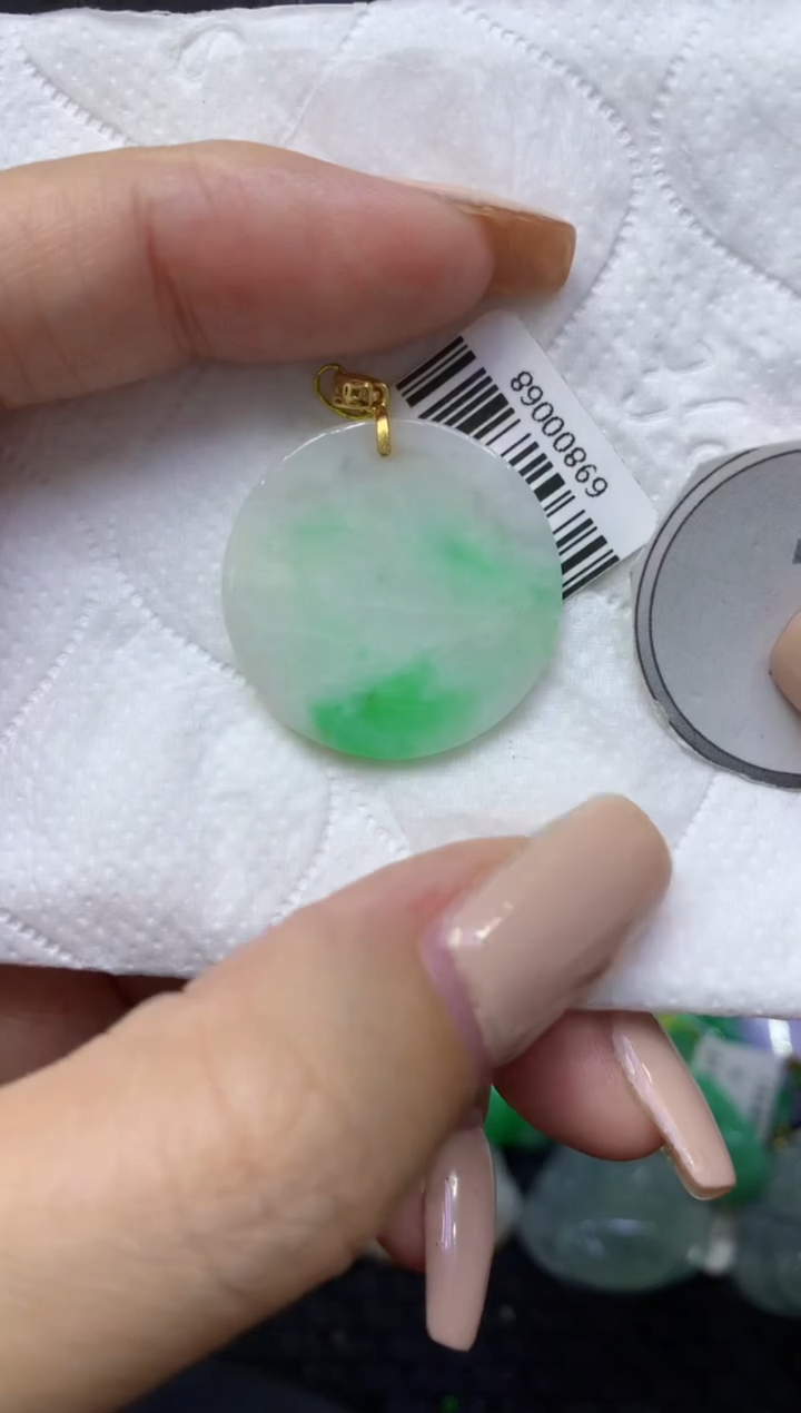 颈饰未镶嵌翡翠天然缅甸翡翠A货